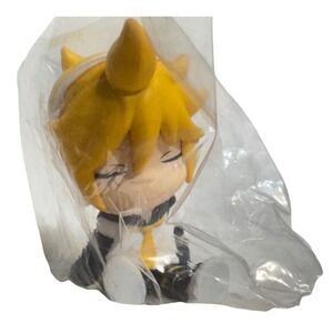 SEGA Vocaloid Kagamine Len Shoulder Zun Mini Figure Sitting Project DIVA Chibi